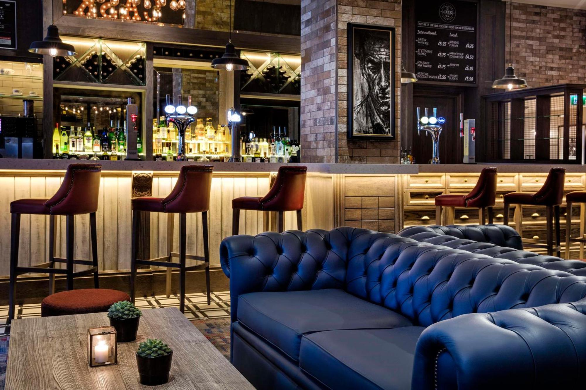Doubletree By Hilton Glasgow Central Экстерьер фото