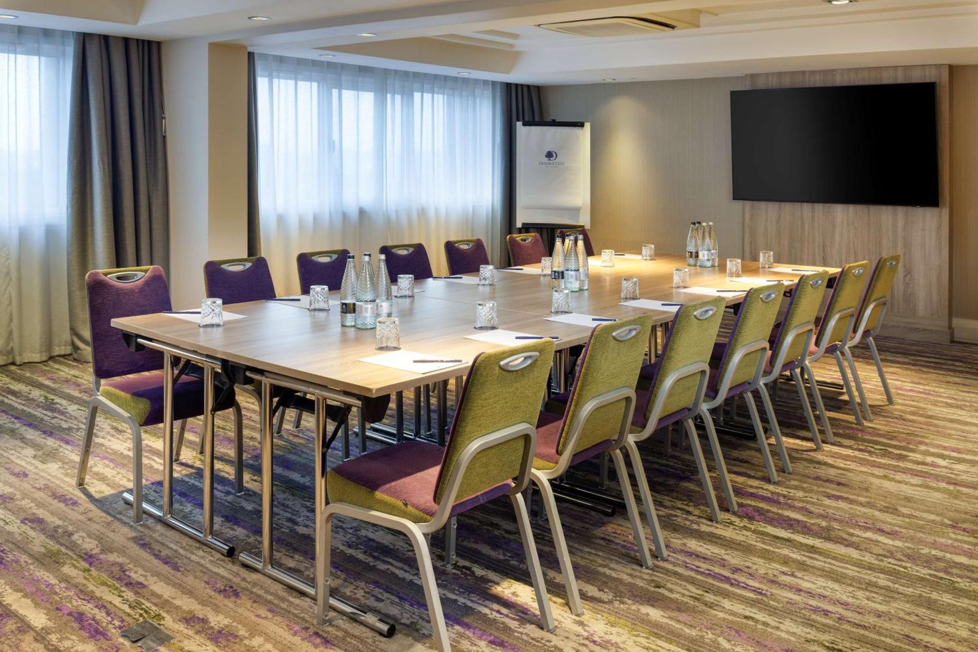 Doubletree By Hilton Glasgow Central Экстерьер фото