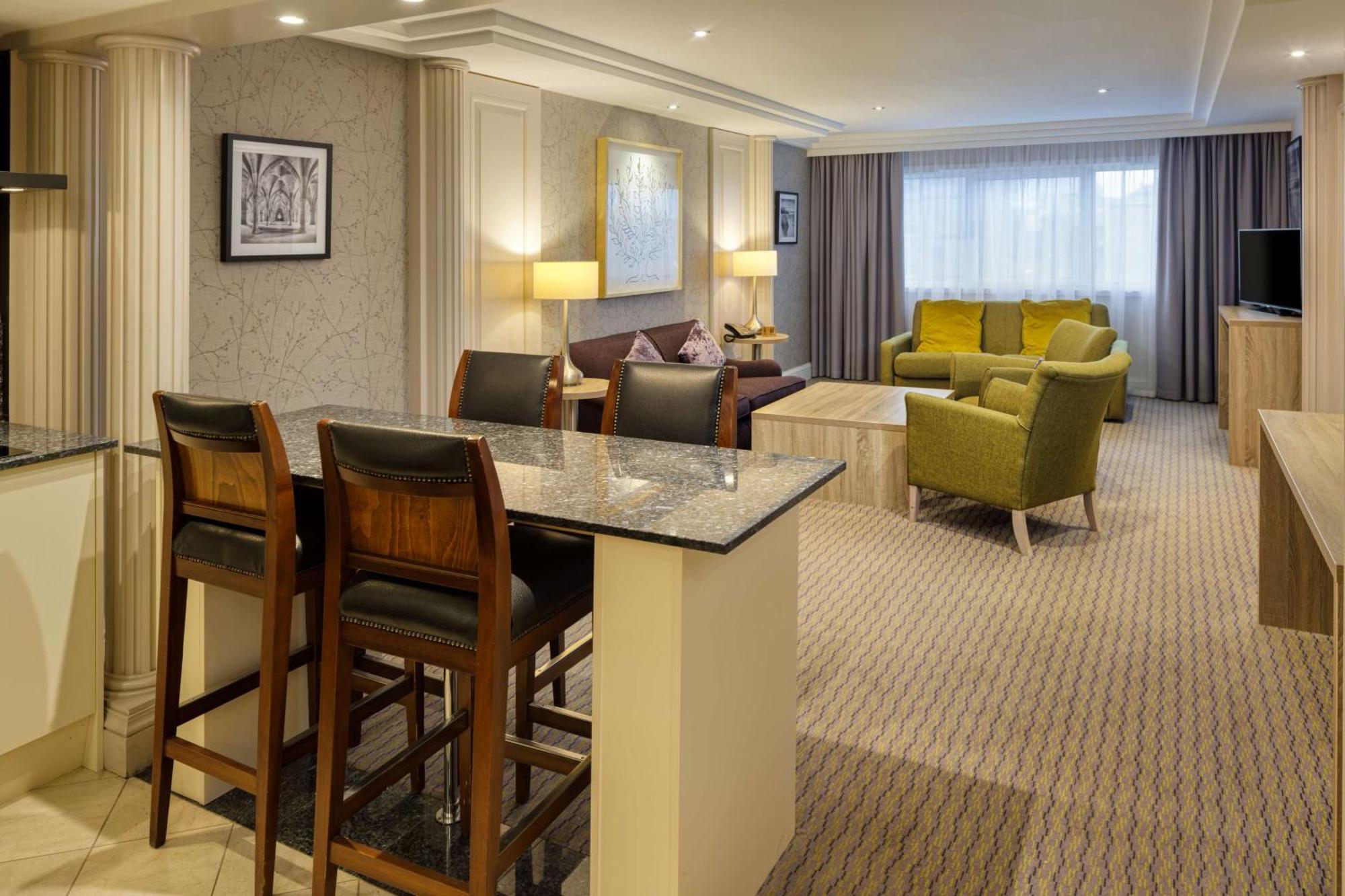 Doubletree By Hilton Glasgow Central Экстерьер фото