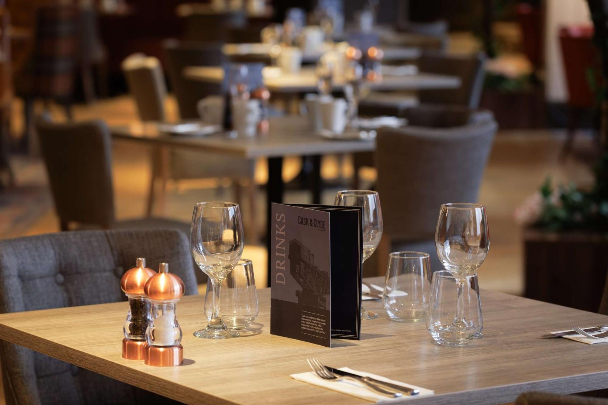 Doubletree By Hilton Glasgow Central Экстерьер фото