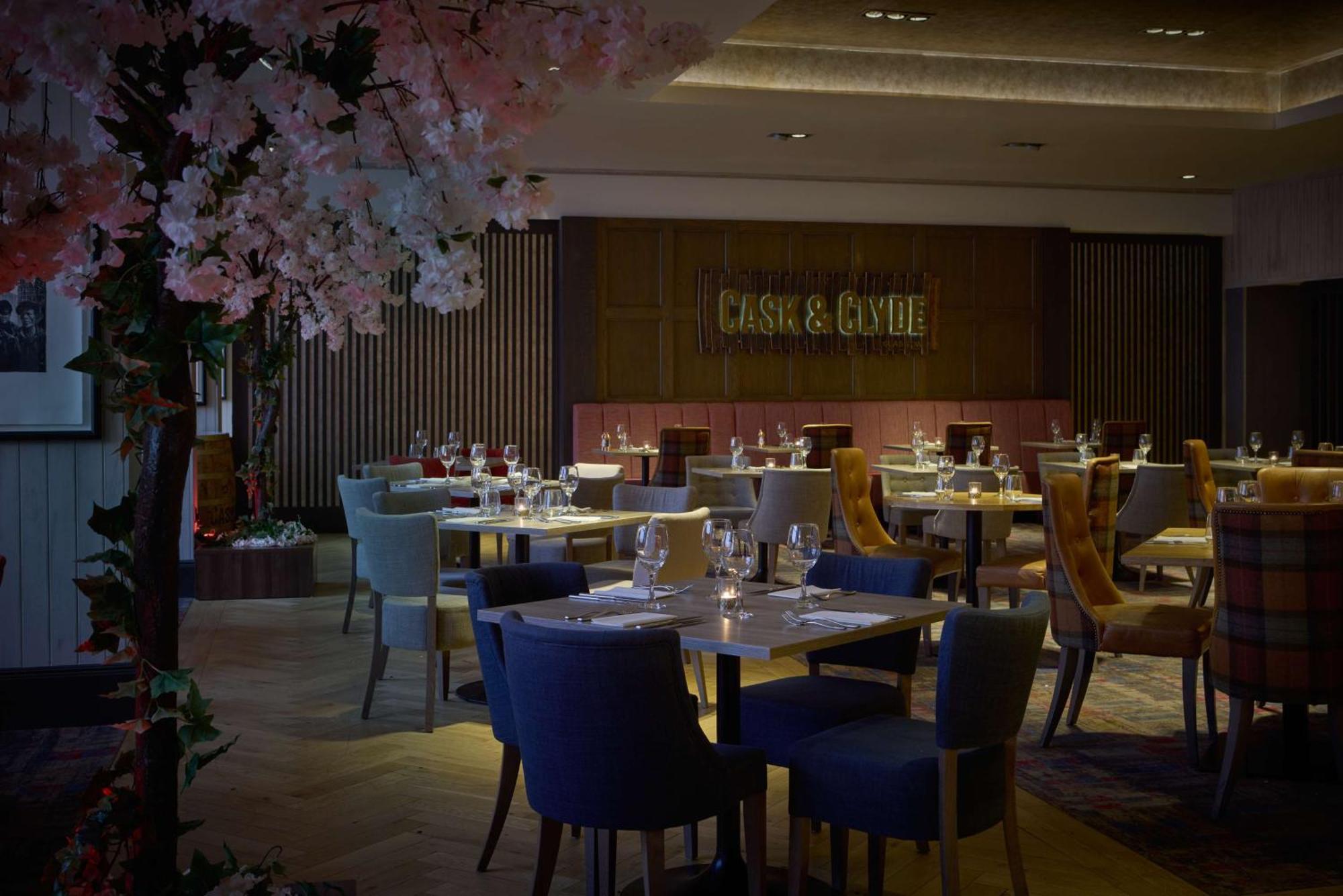 Doubletree By Hilton Glasgow Central Экстерьер фото