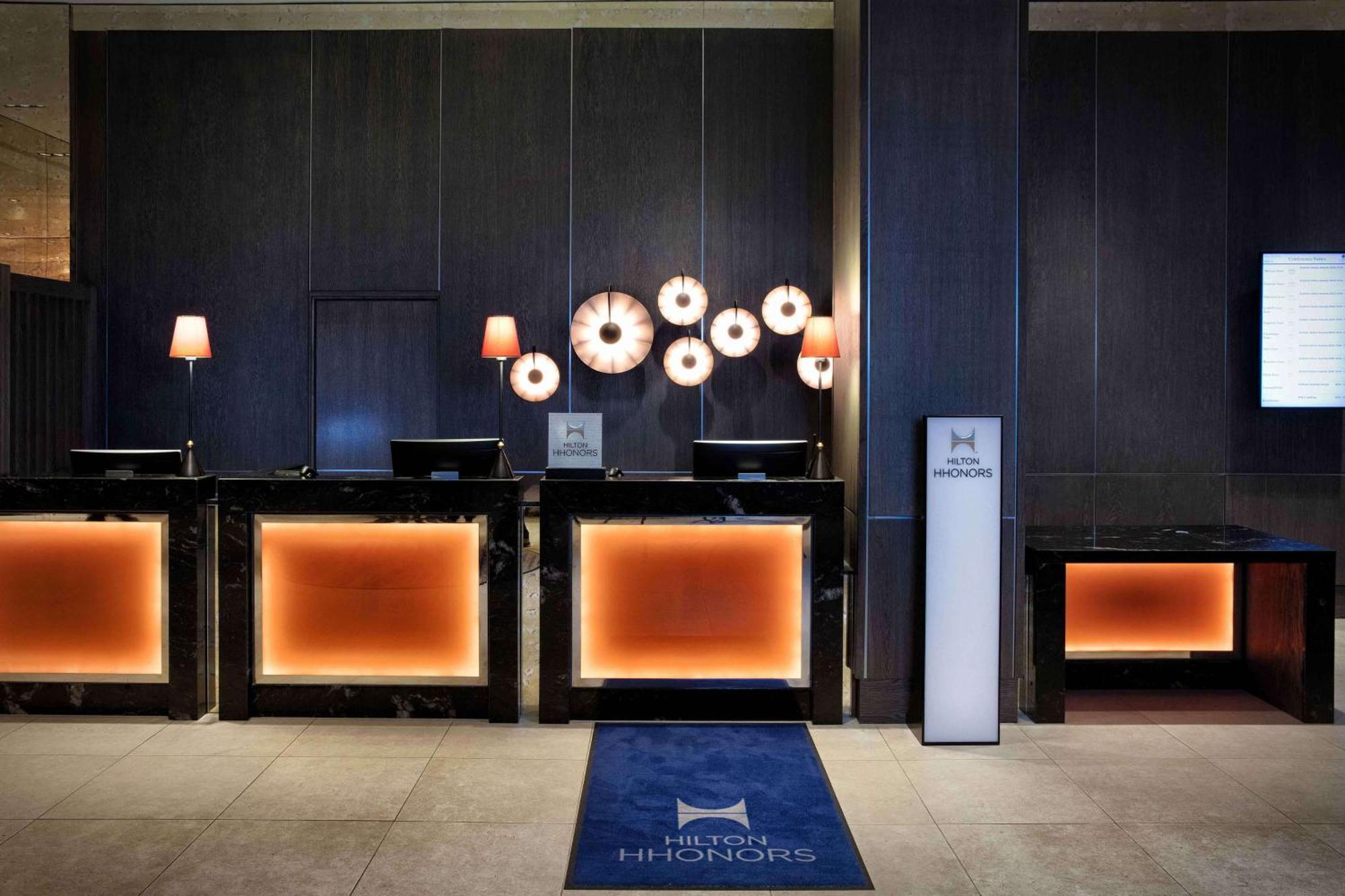 Doubletree By Hilton Glasgow Central Экстерьер фото